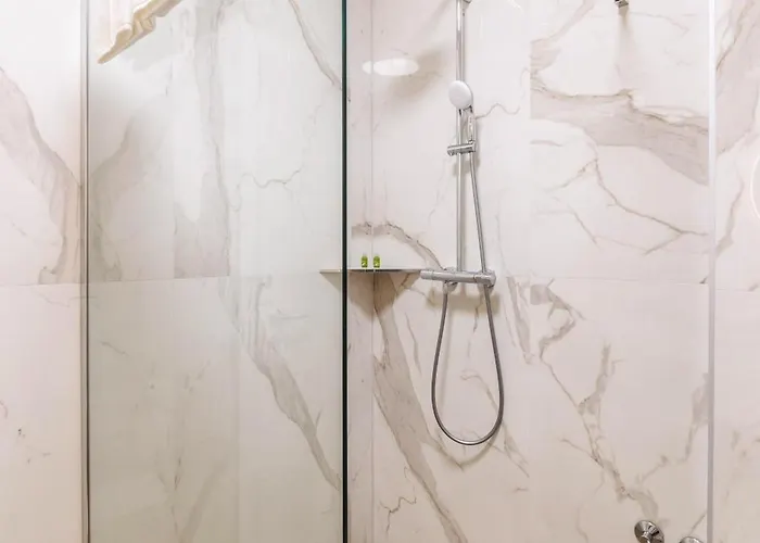 Stella Maris Deluxe Lägenhetshotell 4*