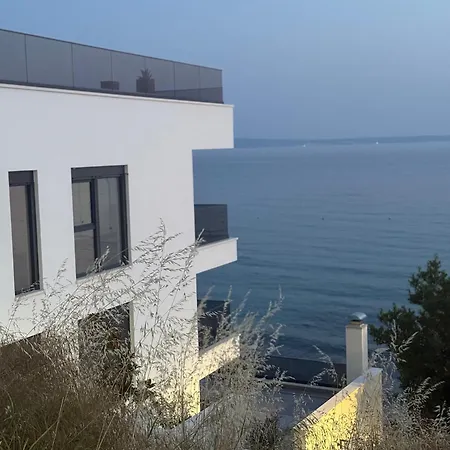 Stella Maris Deluxe Ξενοδοχείο με διαμερίσματα 4*