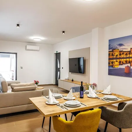 Stella Maris Deluxe פודסטראנה