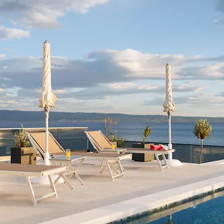 Stella Maris Deluxe Apartmanhotel 4*