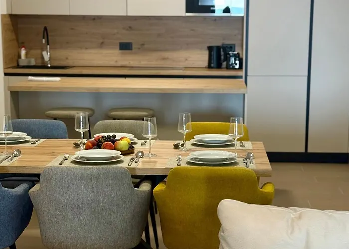 Stella Maris Deluxe شقة فندقية بودْسْتغانا